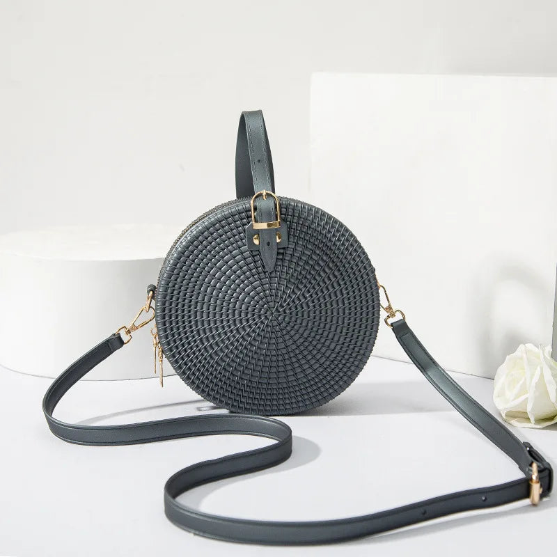 Latest One-Shoulder Diagonal Woven Round Bag