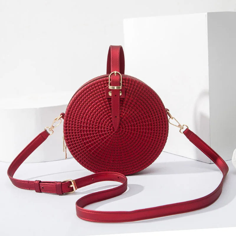 Latest One-Shoulder Diagonal Woven Round Bag